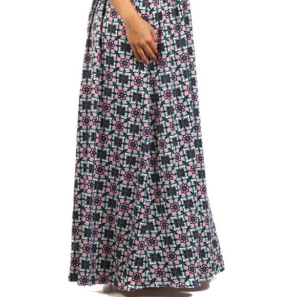 PLUS Boho Mosaic Maxi Dress - Picture 4 of 4